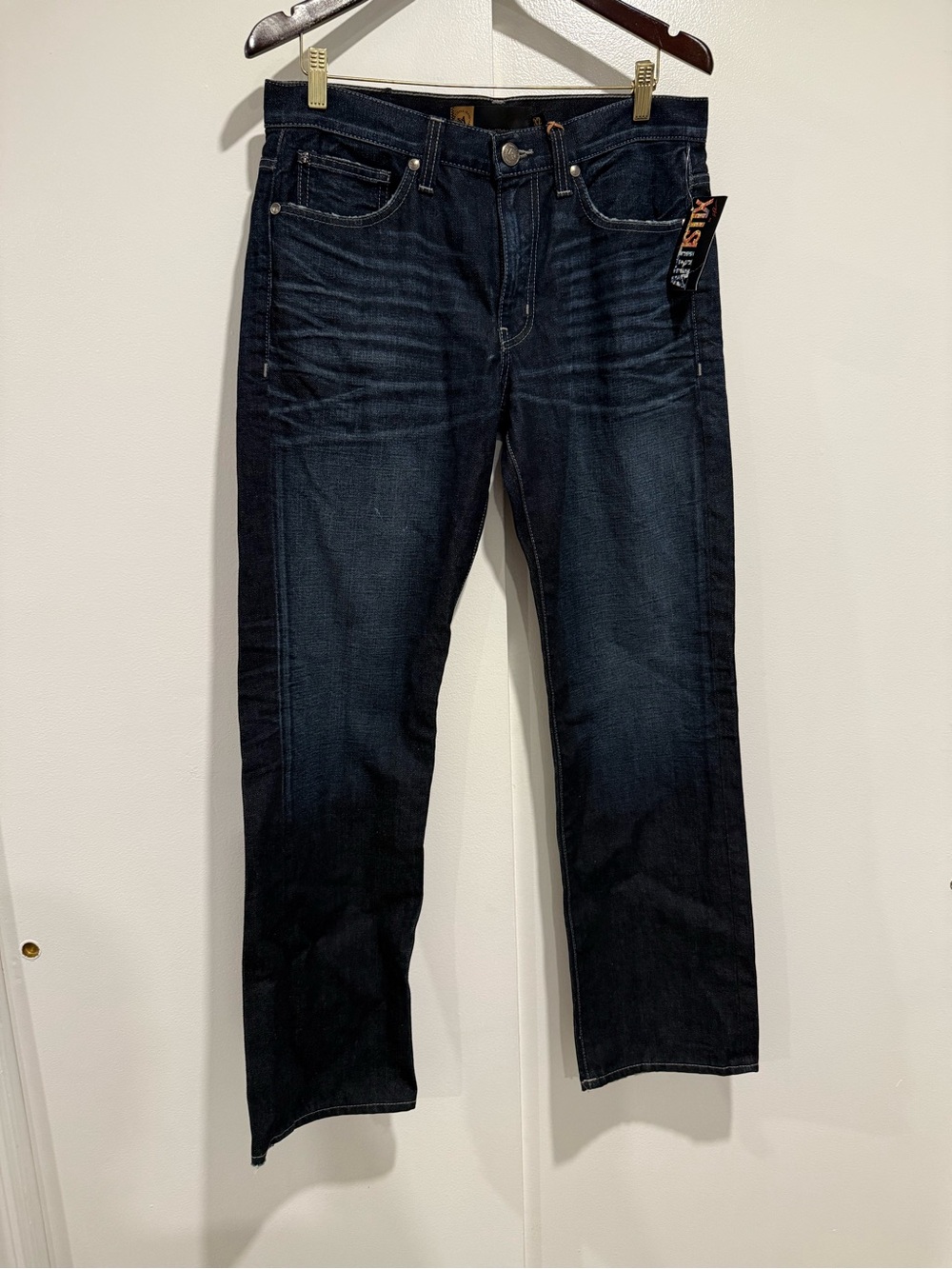 Artistix Straight Men's Jeans in Dark Indigo - Classic Straight Fit size 32 NWT